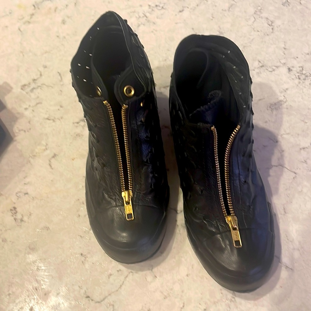 Converse, hidden wedge, genuine leather